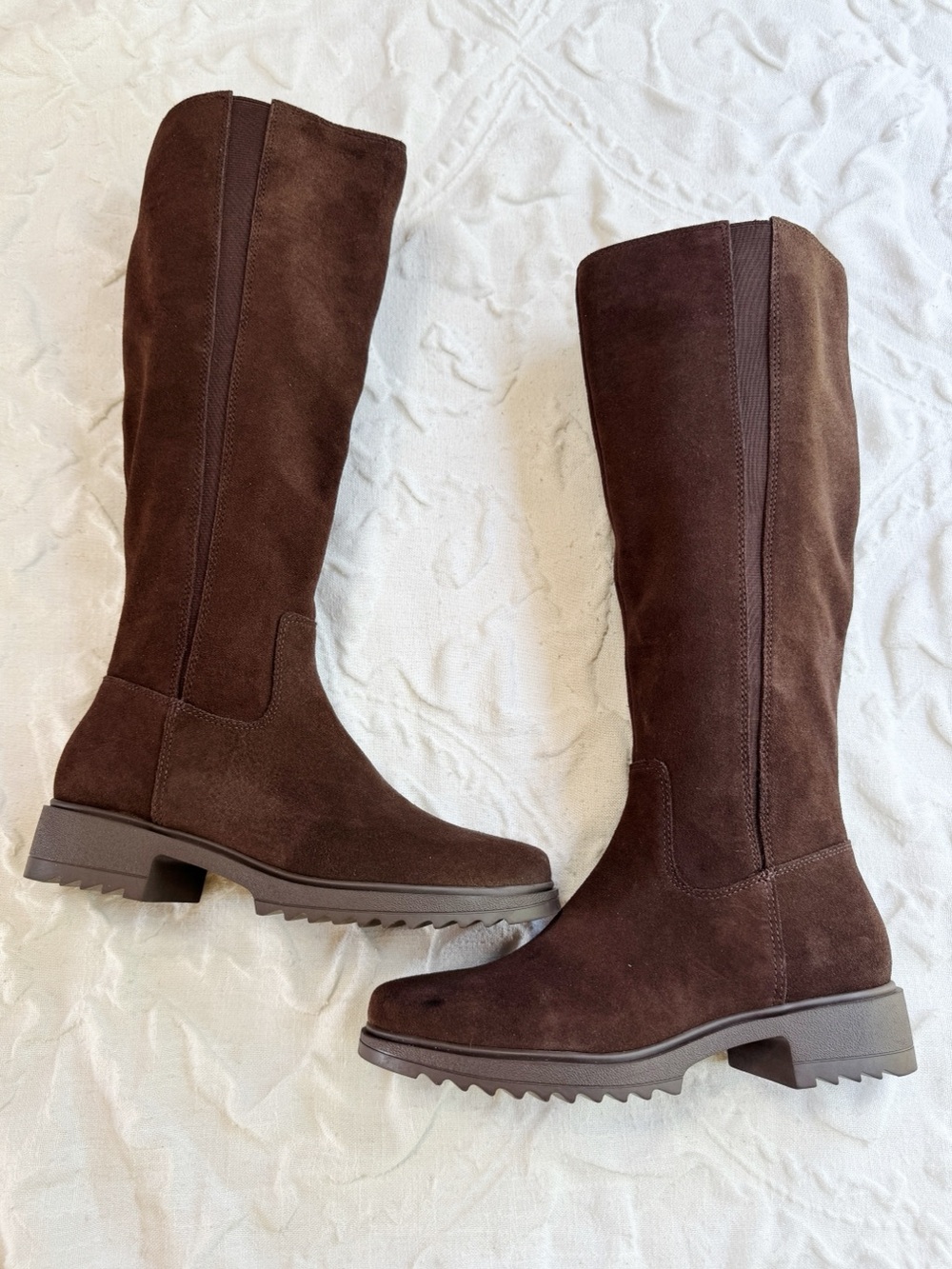 Blondo Ciana Waterproof Knee
High Riding Boot Size 6.5